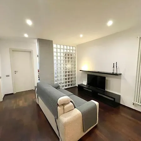 Piramide Experience ローマ