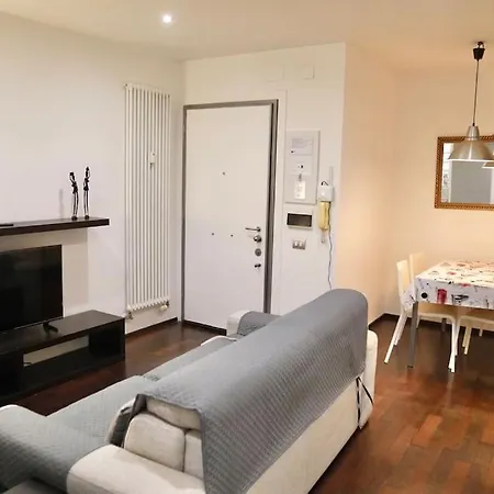 Piramide Experience Apartament *